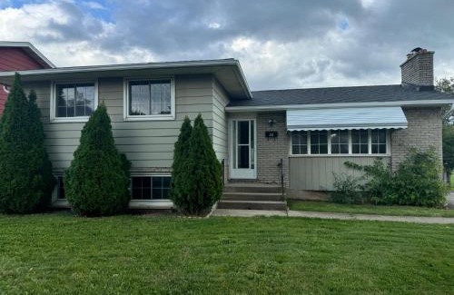 Thorold Apartment | Niagra Luxury Home