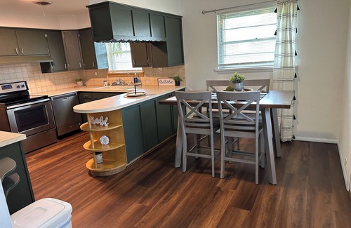 Enid House | Nice 3 Bedroom, 1.5 bathroom Chickasaw House