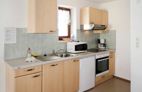 St. Valentin auf der Haide Apartment | Nice apartment for 6 people with WIFI, TV, balcony, pets allowed and parking