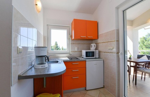 Starigrad Apartment | Nice apartment in Starigrad Paklenica