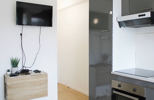 L'Ile-Saint-Denis Apartment | Nice apartment with balcony and view