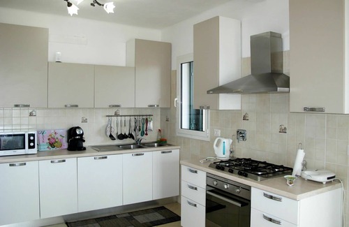 Pantai Apartment | Nice apartment for 7 people with TV and terrace