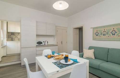 Arzachena Apartment | Nice apartment for 4 guests with WIFI, A/C, TV and balcony