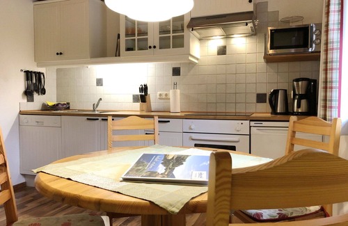 Gnesau Apartment | Nice apartment for 5 guests with hot tub, WIFI, TV, patio, pets allowed and parking