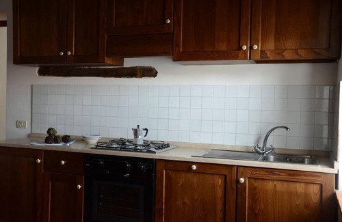 Capolona Apartment | Nice apartment for 6 guests with pool, WIFI, TV, pets allowed and parking, close to Arezzo