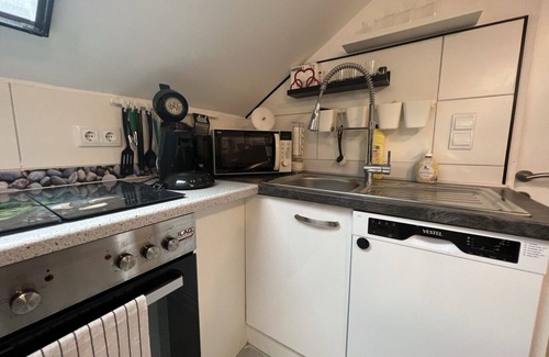 Drassmarkt Apartment | Nice apartment for 6 guests with WIFI, TV, patio, pets allowed and parking
