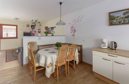 Ratece Apartment | Nice apartment for 6 people with WIFI, TV and terrace
