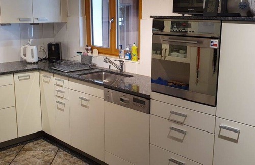 Valbella Apartment | Nice apartment for 7 guests with WIFI, TV, balcony and pets allowed