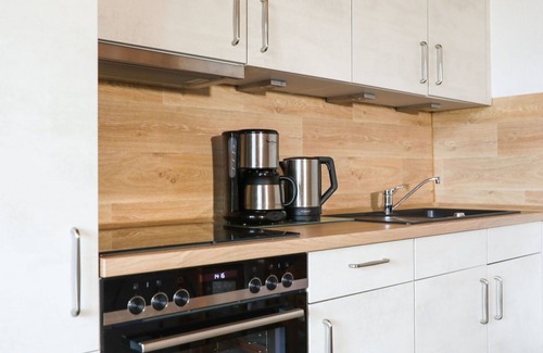 Oberndorf Apartment | Nice apartment for 2 people with WIFI, TV, patio, pets allowed and parking