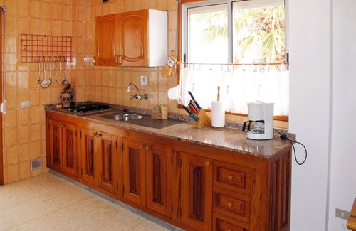 Las Cuevecitas Apartment | Nice apartment for 4 people with pool, WIFI, TV, terrace and parking