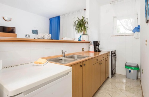 Opric Apartment | Nice apartment in Lovran with WiFi