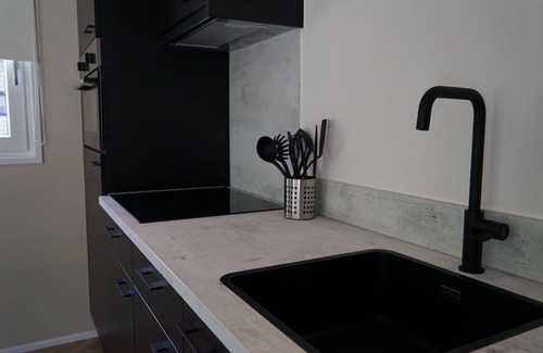 Vleteren House | Nice apartment in villa for 4 guests with WIFI, TV, terrace and parking
