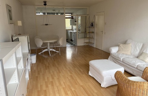 Bilthoven Apartment | Nice apartment nearby Utrecht in friendly village. Long stay, min 6 months