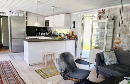 Larbro House | Nice cottage in Lärbro, 150 m from one of Gotland's quietest beaches | SE12051