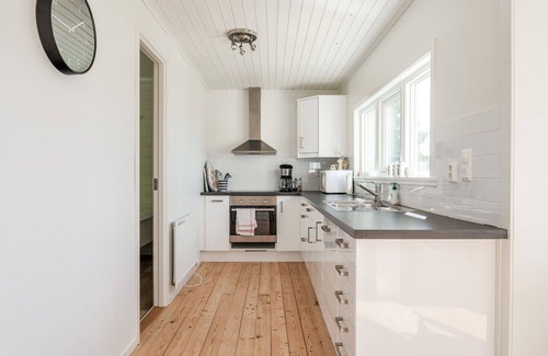 Aneby Ski Chalet | Nice cottage with a panoramic view of Lake Ylen | SE07025