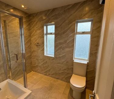 Glasnevin House | Nice Double Room at 2 Iveragh Rd-8
