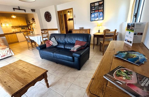 Embrun Apartment | Nice flat. 2 bedrooms - Embrun - panoramic view - close to ski resorts and lake