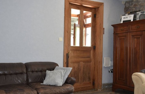 Couvin Cottage | Nice gîte with private garden in Brûly-de-Pesche