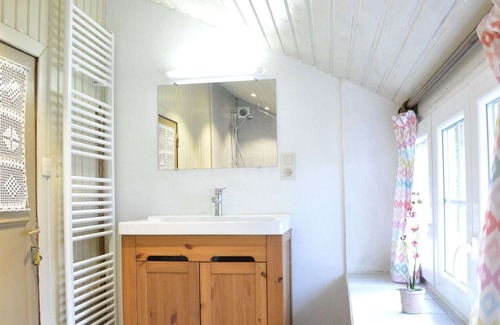 Han-sur-Lesse Cottage | Nice gite with low ceilings in Han-sur-Lesse near a forest