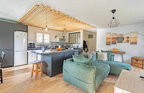 Blaye House | Nice home in Blaye with WiFi