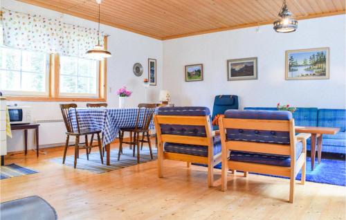 Eksjo Municipality House | Nice Home In Eksjö With Kitchen