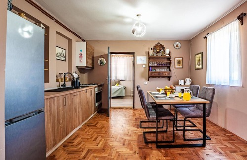 Kapela House | Nice home in Nova Diklenica with WiFi