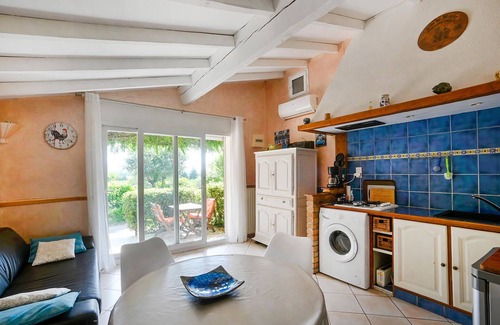 Sarrians House | Nice home in Sarrians with WiFi