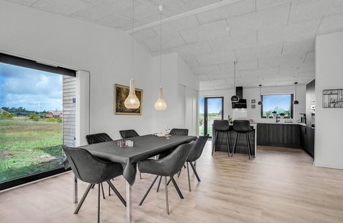 Ringkøbing-Skjern Municipality House | Nice home in Skjern with WiFi