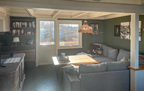 Smøla House | Nice Home In Smøla With House Sea View