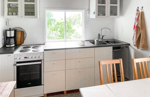 Stigtomta House | Nice home in Stigtomta with lake view