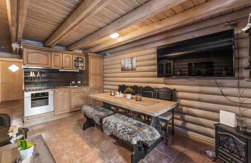 Kviteseid House | Nice home in Vrådal with kitchen