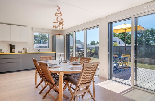 Penvins Ski Chalet | Nice house for 6 - 700m Plage de Penvins
