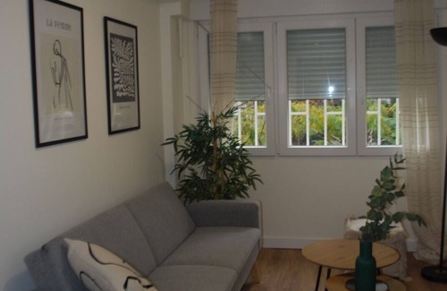 Ciudad Lineal Apartment | Nice house in Sales, Madrid