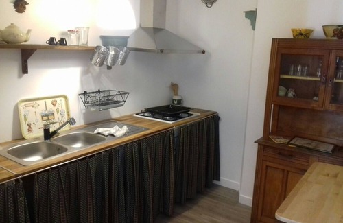 Souppes-sur-Loing House | Nice independent apartment near the river