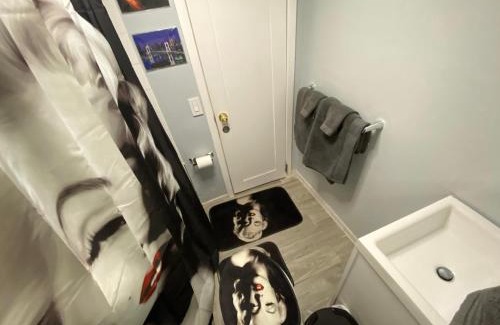 North Bergen Apartment | Nice one bedroom apartment at 15 minutes to New York excellent bus transportation