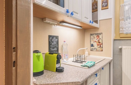 Castle Hill Apartment | Nice quiet apartment in the castle district, 3 minutes to the historical castle.