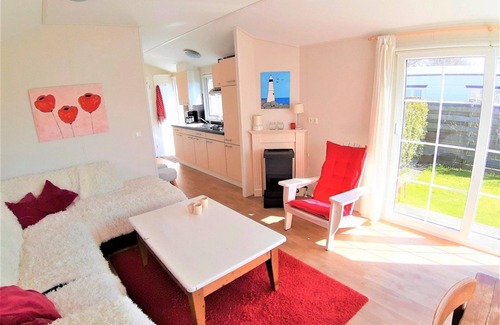 Sint Maarten House | Nice vintage chalet with free WIFI and a lovely garden! (sun all day + shaded areas)
