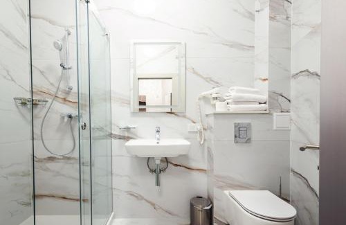 Uzhhorod Hotel | Nicole