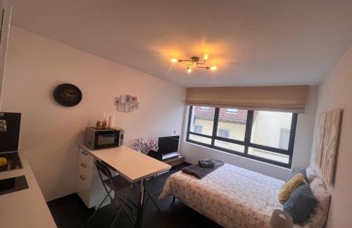 Poincare Apartment | Nid douillet de la pie