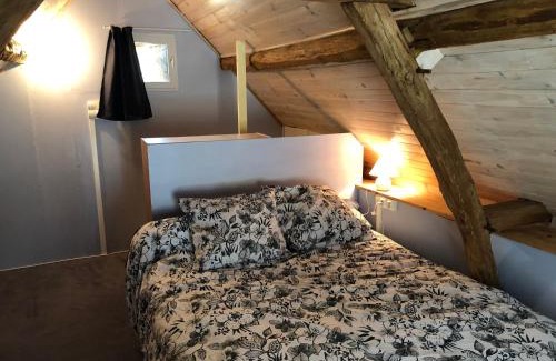 Asnieres sur Vegre House | Nid Douillet pour 2 à Asnières-sur-Vègre, Petite Cité de Caractère - FR-1-410-317