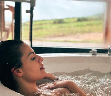 Santillana del Mar Hotel | Niditas Suites & Horses