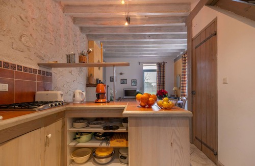 Lassay-sur-Croisne House | Nigaudière estate: The Roseaux - Beauval & Castle