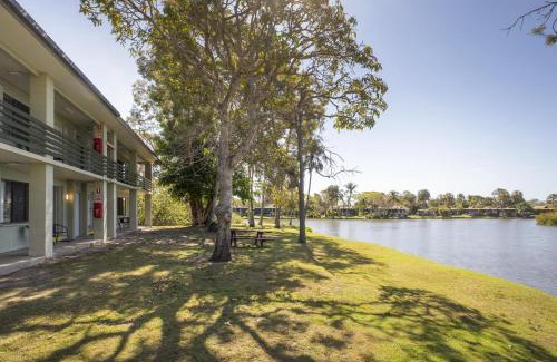 Urangan Hotel | Nightcap at Kondari Resort