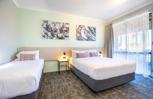 Wanneroo Hotel | Nightcap at Wanneroo Tavern