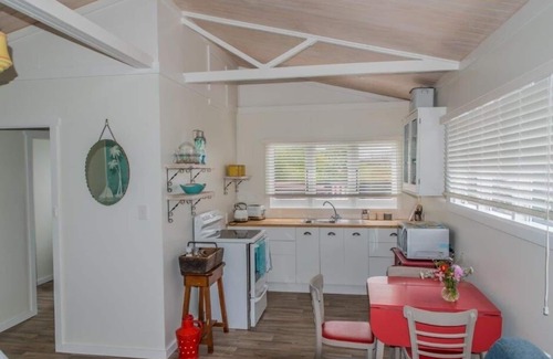 Katikati Apartment | Nikau Cottage - Kauri Point - Katikati