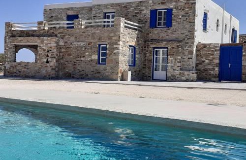 Paros Villa | NikoRamaVilla