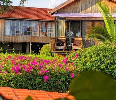 Jinja Bed & Breakfast | Nile Front Cottages