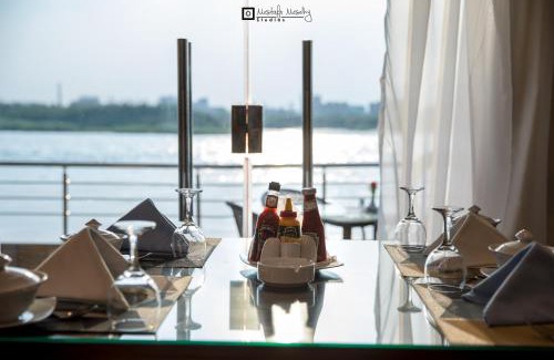 Shubra al Khaymah Hotel | Nile Transportation hotel