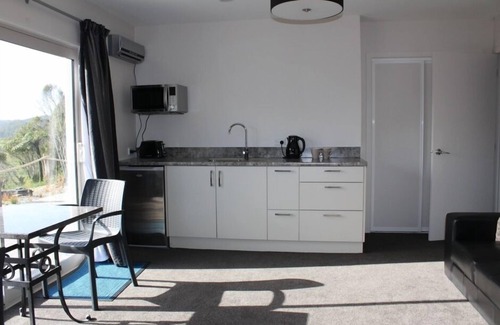 Charleston House | Nine Mile Views holiday home, Charleston, Westport