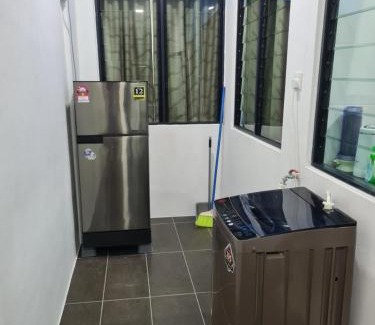 Taman Liong Seng Apartment | Nino Homestay Roxy Apartment Kuching